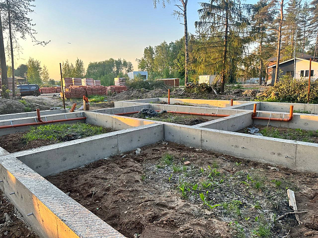 Монтаж канализации под фундамент